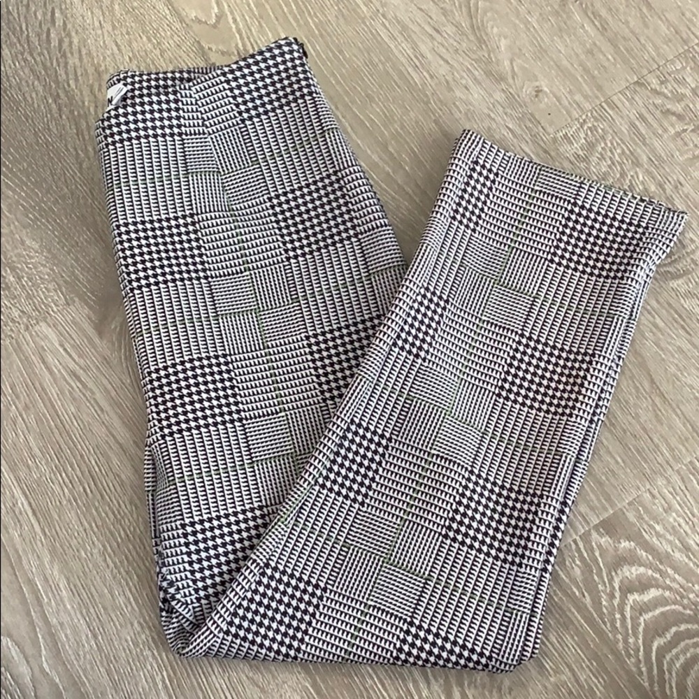 Cropped pants